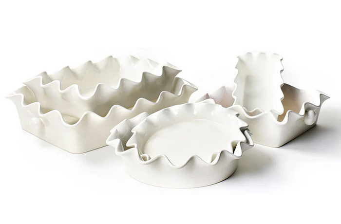 Bakeware Ruffled White Signature