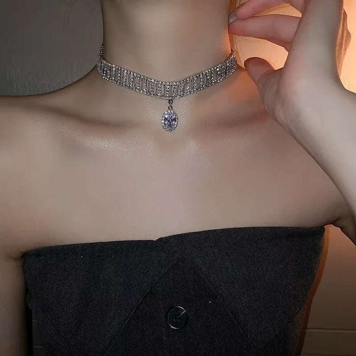 Diamond Encrusted Choker Necklace - Fashionnsio