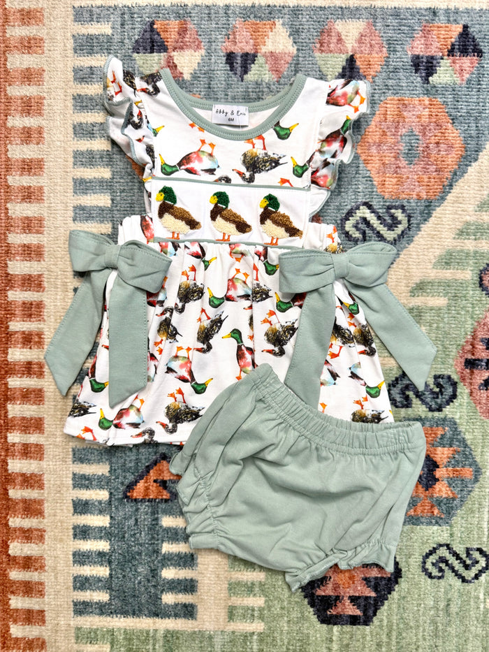 Duck Embroidered Bloomer Set