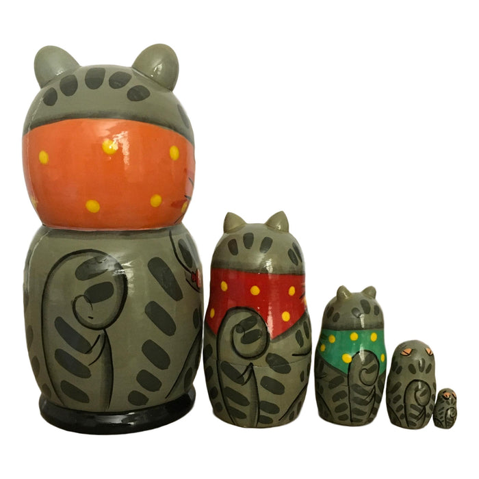Cat stacking dolls