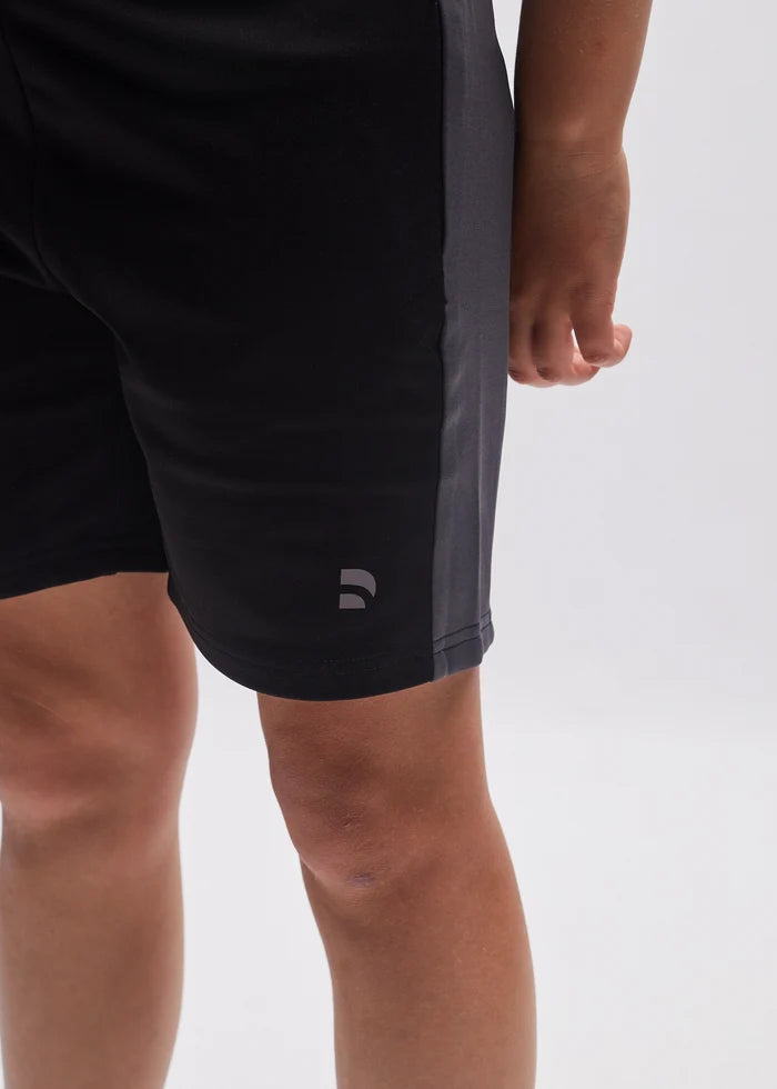 Milburn Short Black