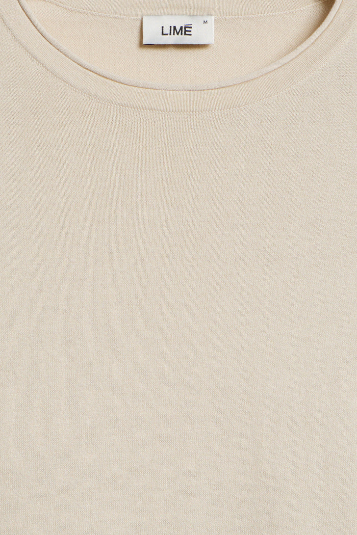 POWDER BEIGE