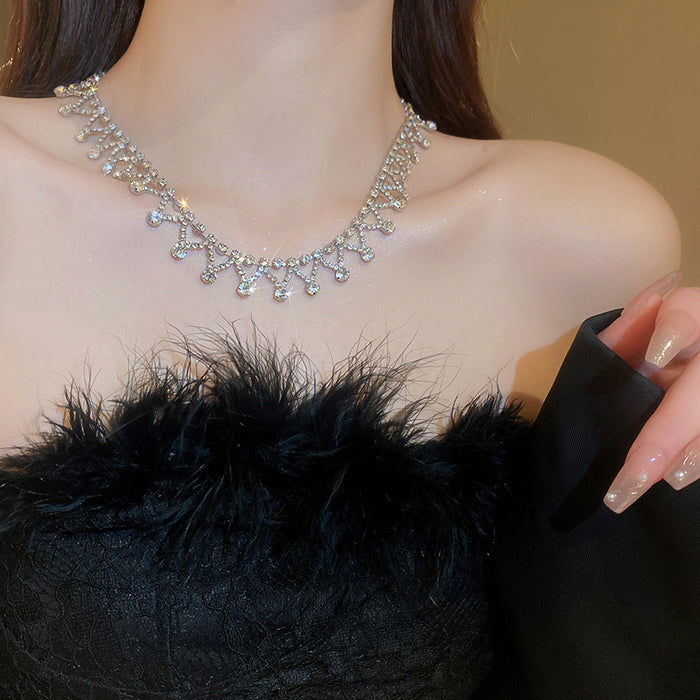 Teardrop Sparkling Diamond Necklace - Fashionnsio