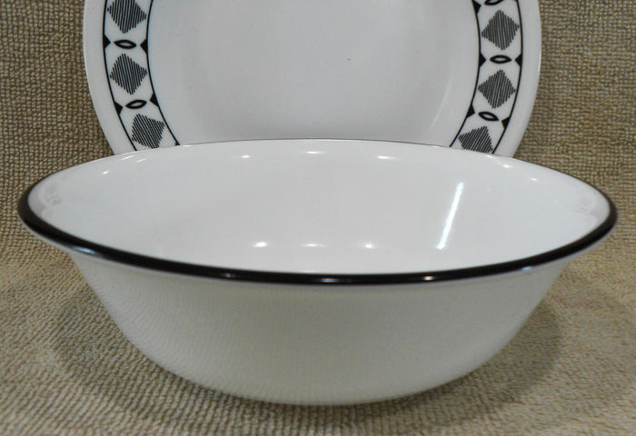 ❤️ 1 Corelle BLACK Rim 18-oz SOUP Cereal BOWL *Brasserie, Cusco, Mosaic, Dots