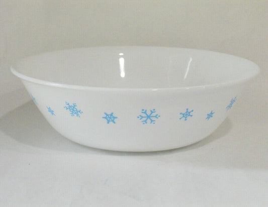 1 Corelle BLUE SNOWFLAKES 1 QT. SERVING BOWL 8.5" Popcorn Salad / Winter Snow