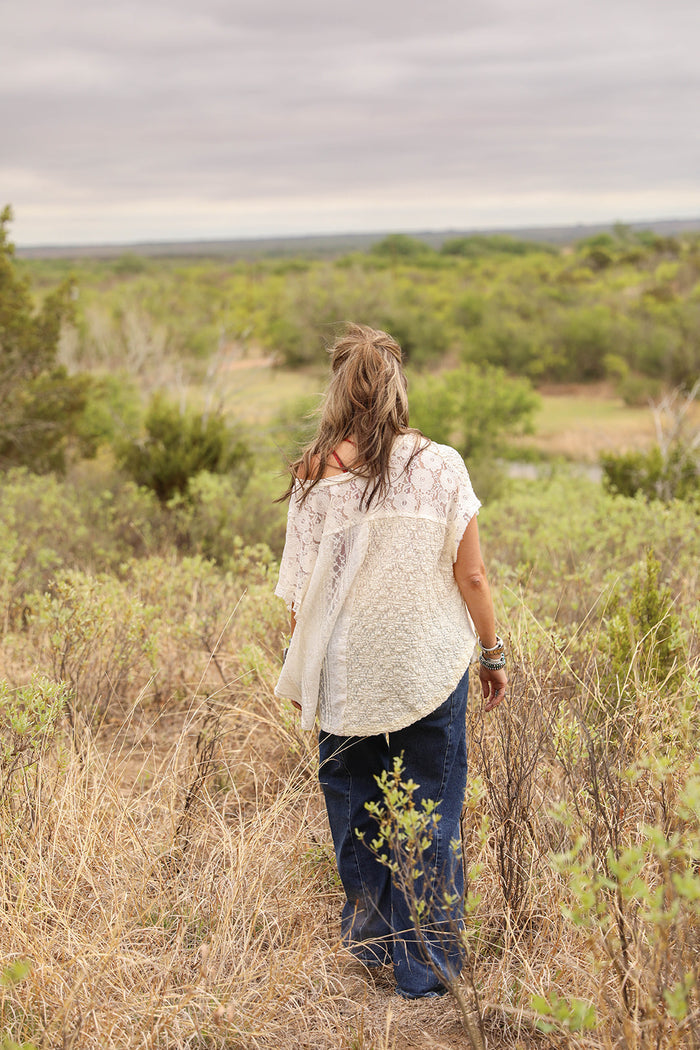 30A LACE BLOUSE