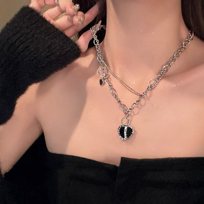 Black Heart Pendant Necklace - Fashionnsio