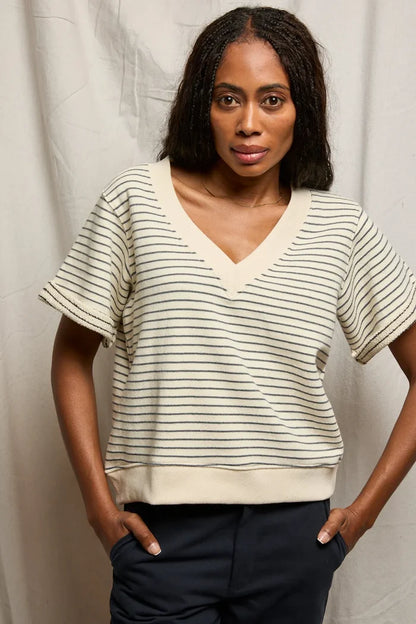 natural_charcoal_stripe