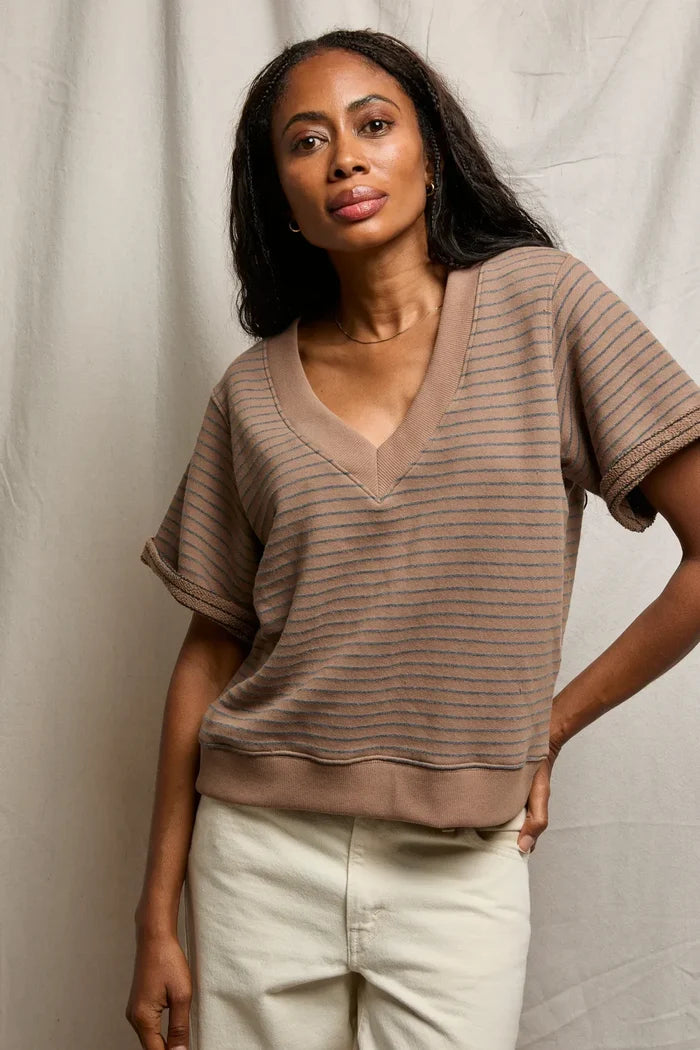 mocha_charcoal_stripe