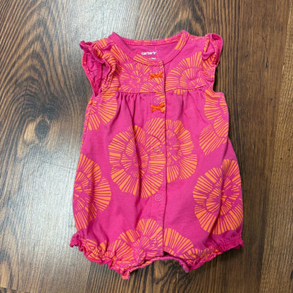 Carter's SIZE Newborn Romper