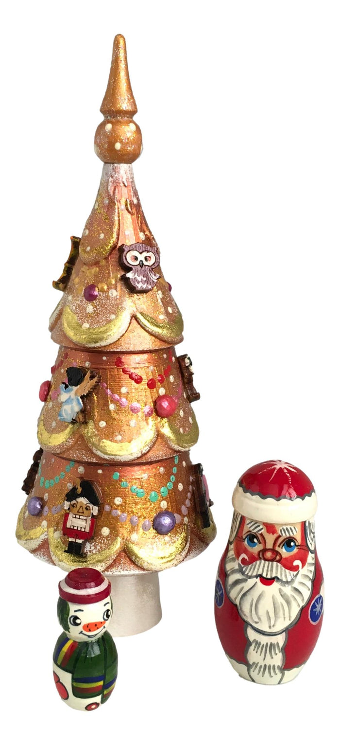 Gold nesting dolls