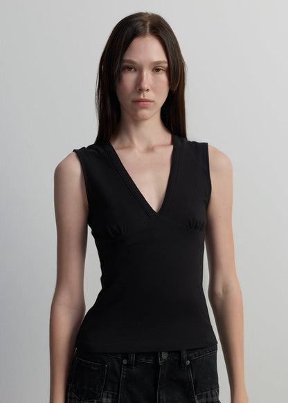 CROSSOVER V-NECK TANK TOP