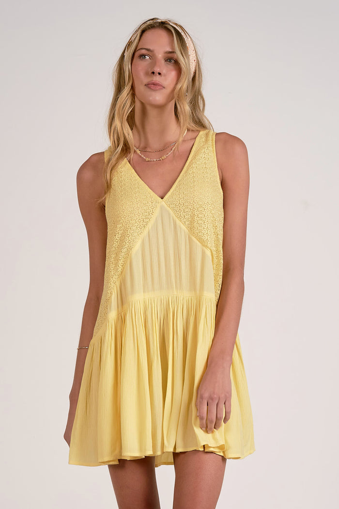 Elan Sleeveless Rink Dress in Vanilla