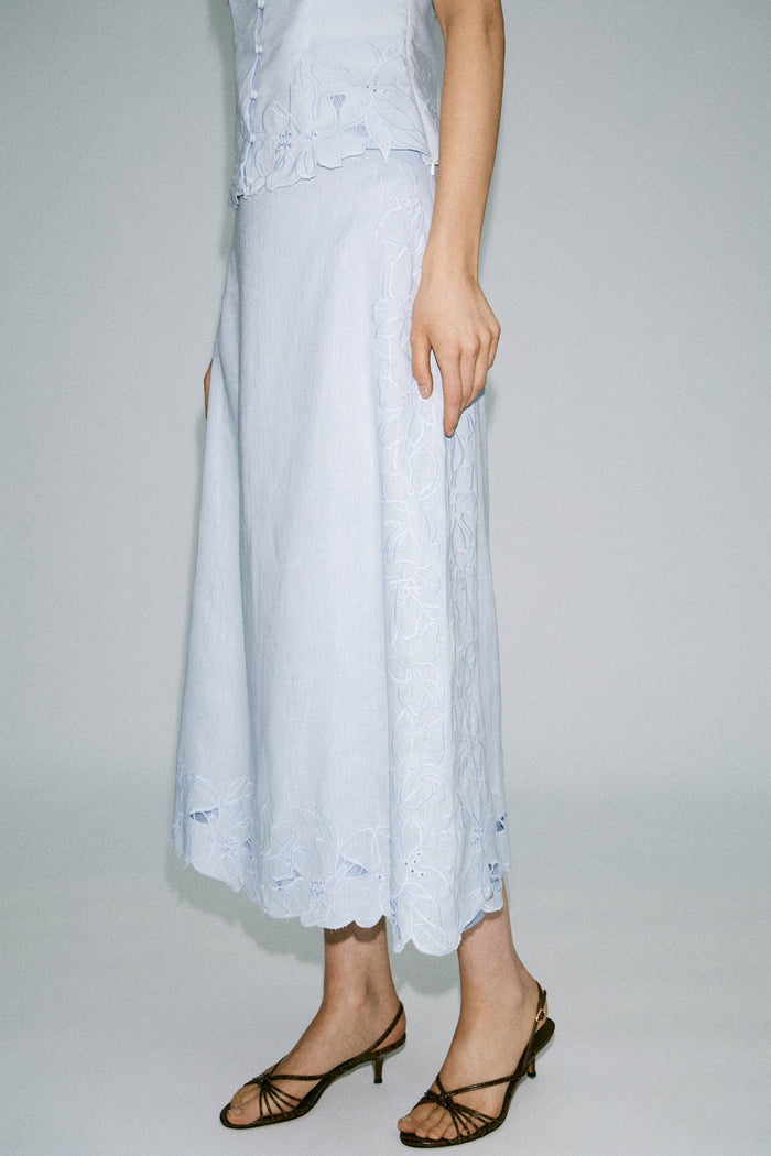 LIGHT BLUE