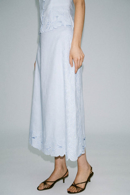 LIGHT BLUE
