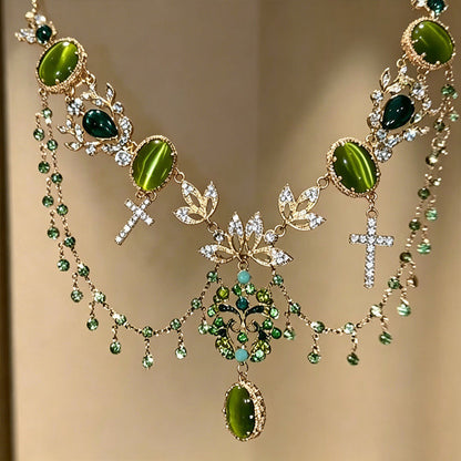 Emerald Dynasty Crystal Necklace - Fashionnsio