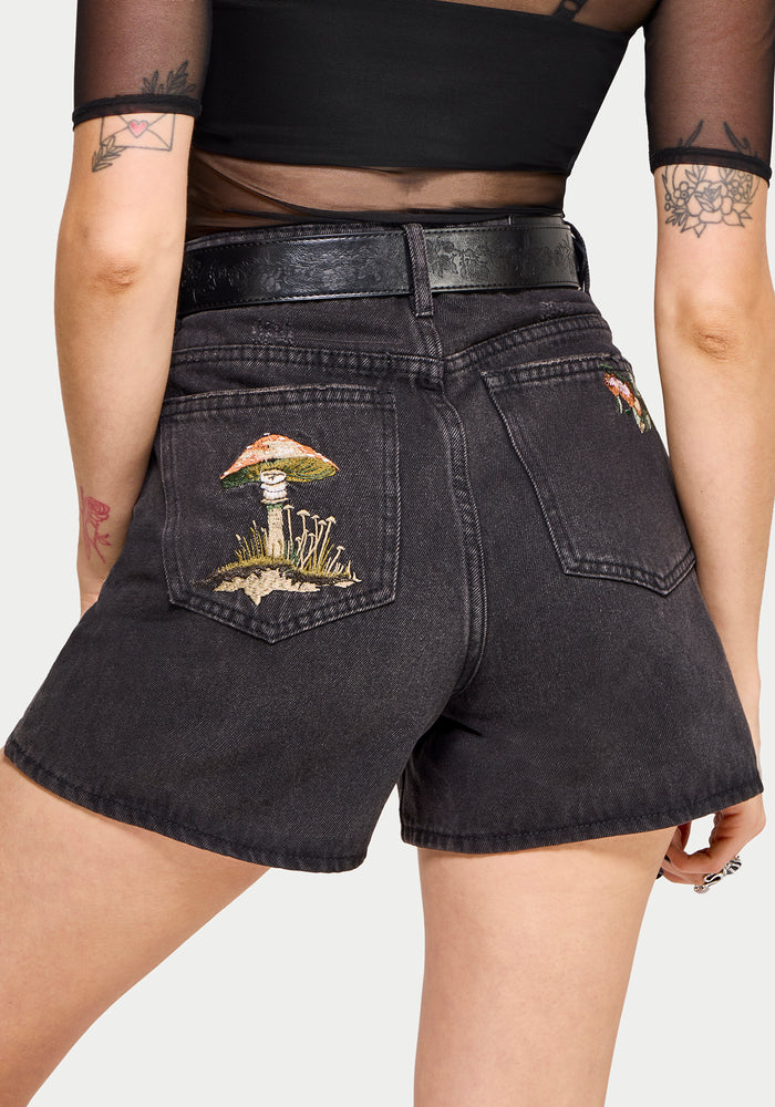 Faela Fairy Embroidered Denim Short 24" / UK 6