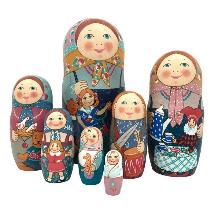 Family nesting dolls