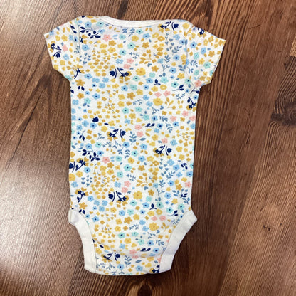 Gerber SIZE 0-3 Months Onesie
