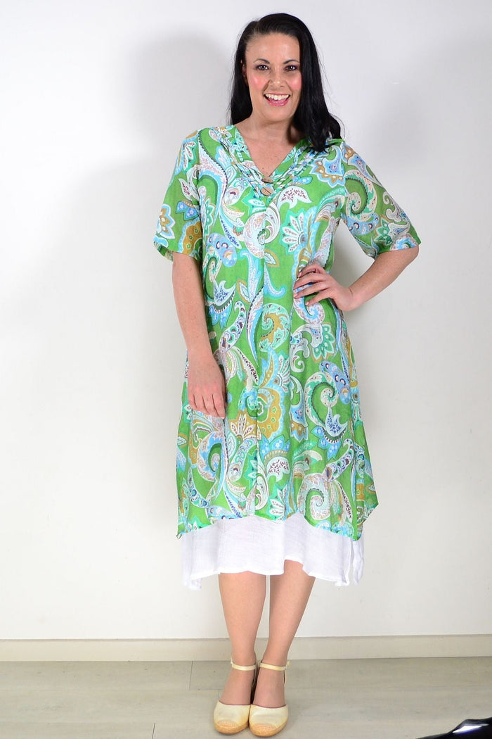 Green paisley summer tunic dress by La Mode, featuring a flowy fabric and relaxed fit, perfect for warm weather.