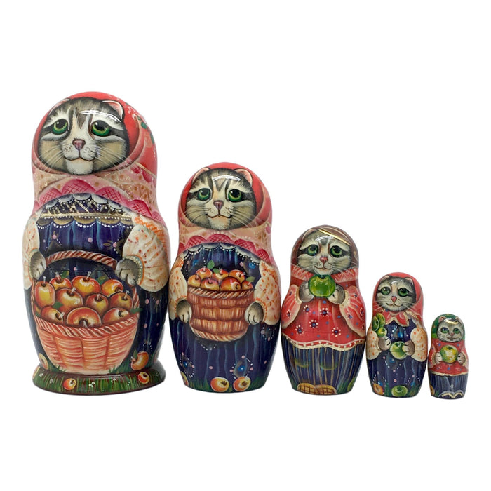 Cat apple nesting dolls