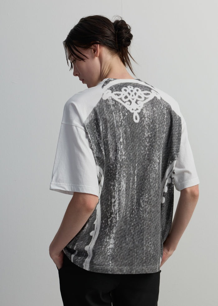 GREY MILITARY-INSPIRED GRAPHIC TEE