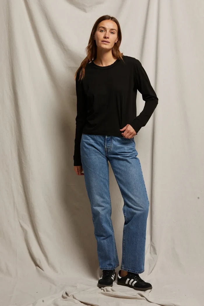 xs / true black