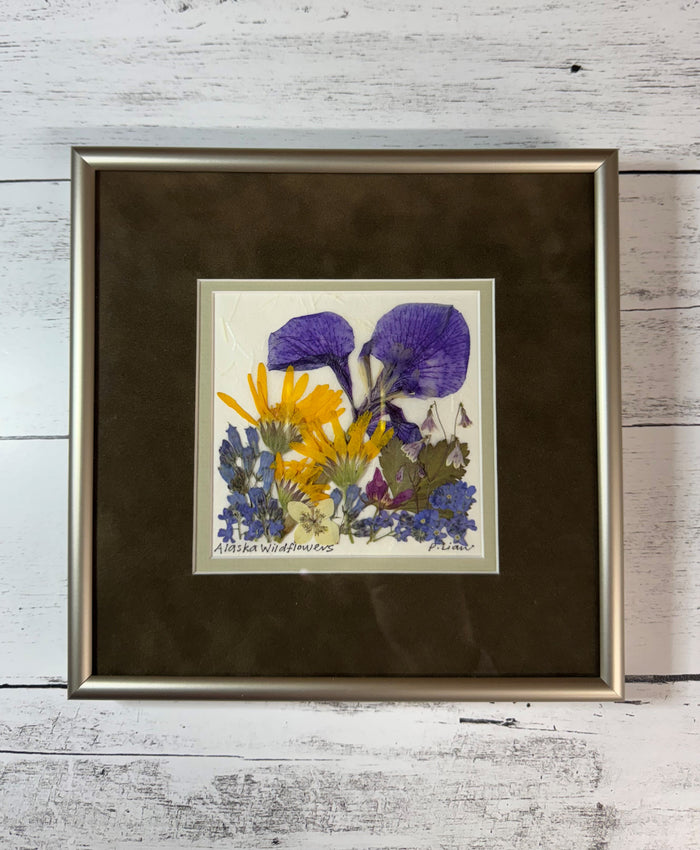 Wildflower Square (Green Mat with Frame)