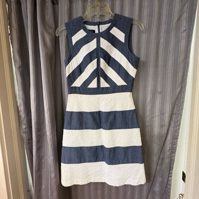 Ivy + Blu SIZE 2 Women's Dress