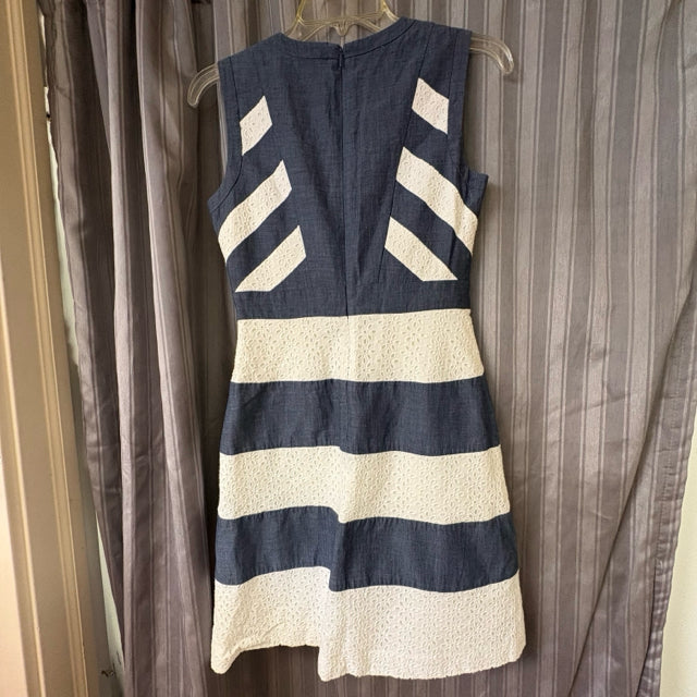 Ivy + Blu SIZE 2 Women's Dress