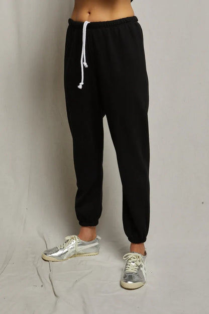 xs / true black