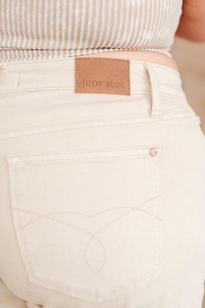 Judy Blue High Waist Garment Dyed Shorts in Bone