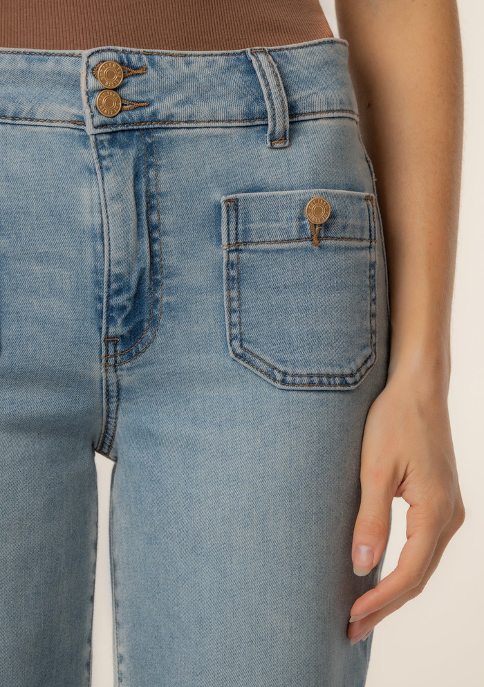Kut From the Kloth Meg High Rise Front Square Patch Pocket Wide Leg Jeans
