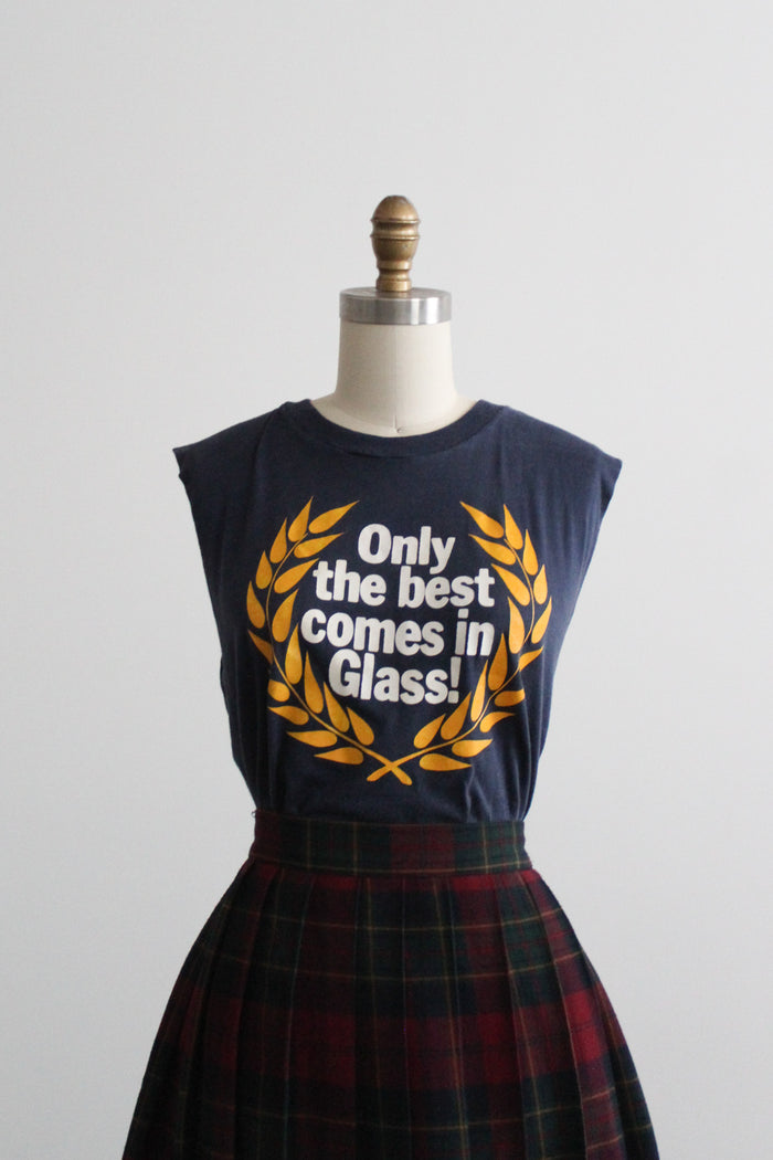 laurel graphic tee