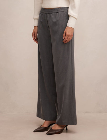 Liliana Elastic Pinstripe Pants Forever New