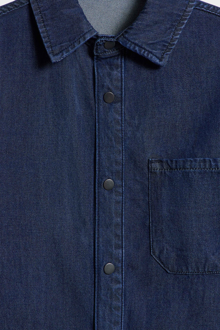 SEA BLUE