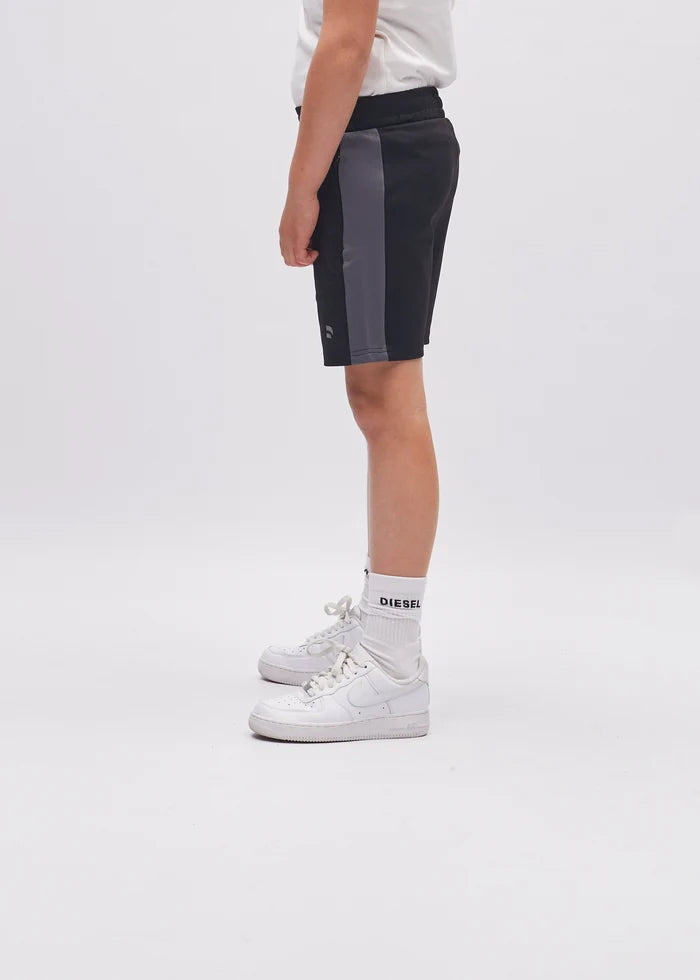 Milburn Short Black