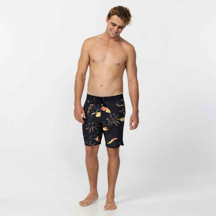 Mystro Scallop 19" Boardshort - Black