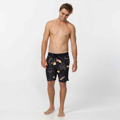 Mystro Scallop 19" Boardshort - Black