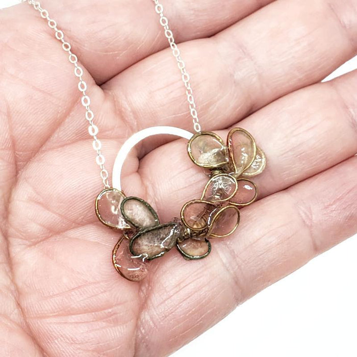 VN14BL $106 - Blush Small Silver Laurel Necklace