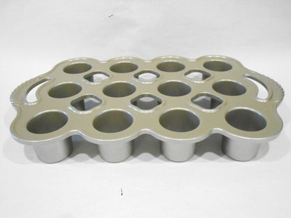 🍂New NORDICWARE PETITE POPOVER PAN 12 Muffin Bread Cupcake Pastry Cast Aluminum