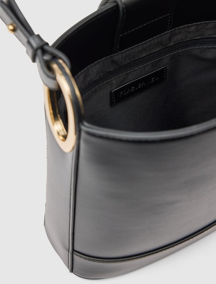 Odette Oval Hardware Bucket Bag Forever New