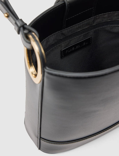 Odette Oval Hardware Bucket Bag Forever New