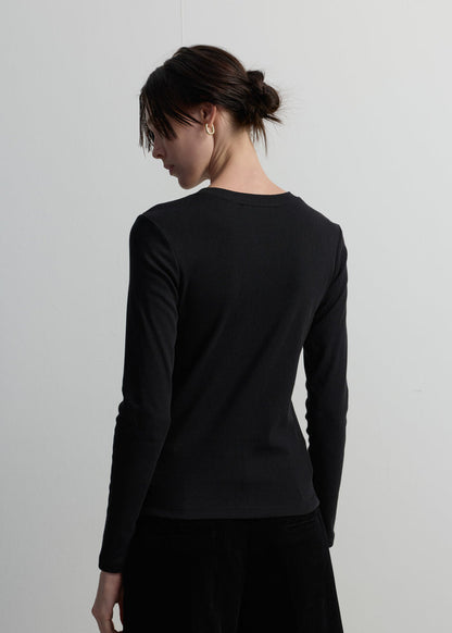 PLEATED LONG-SLEEVE TOP