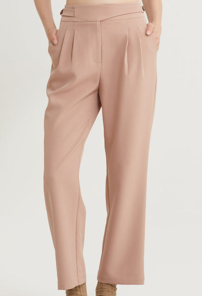 Power Edge Pleated Straight Cut Pants