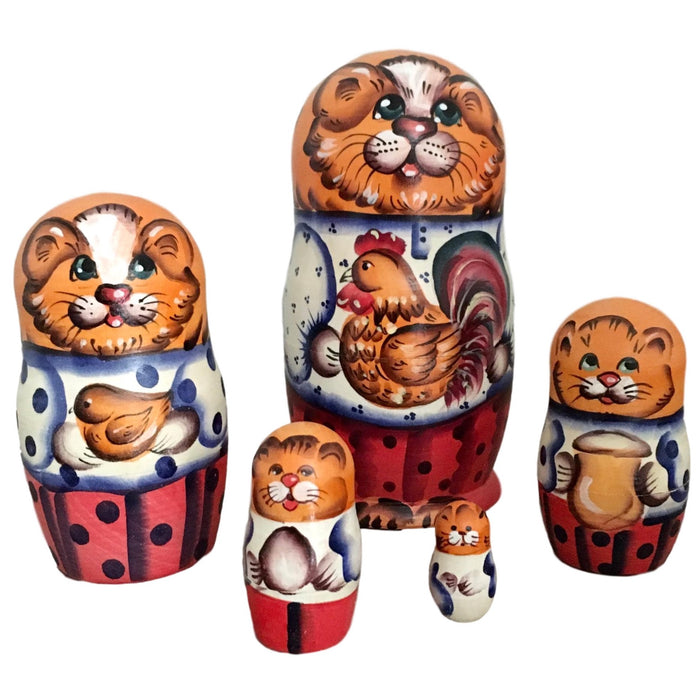 Red cats matryoshka