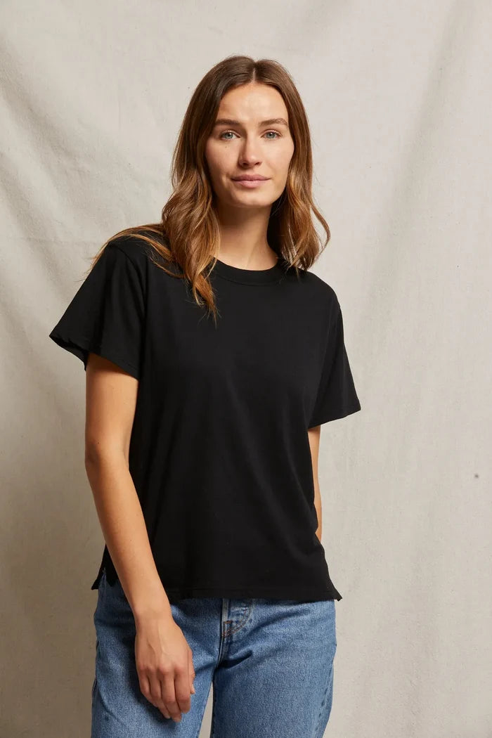 xs / true black