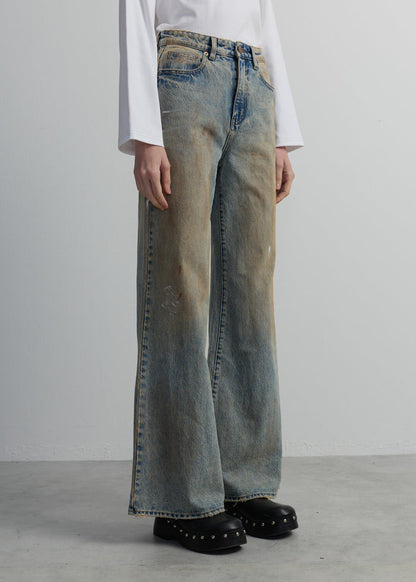 RUSTIC WASH RELAXED FLARE JEANS