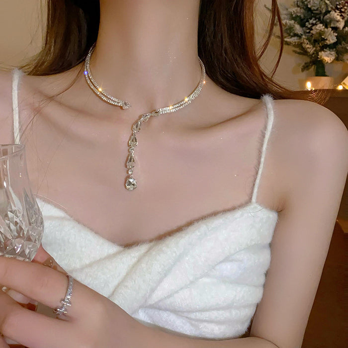 Serpentine Zircon Drop Choker - Fashionnsio
