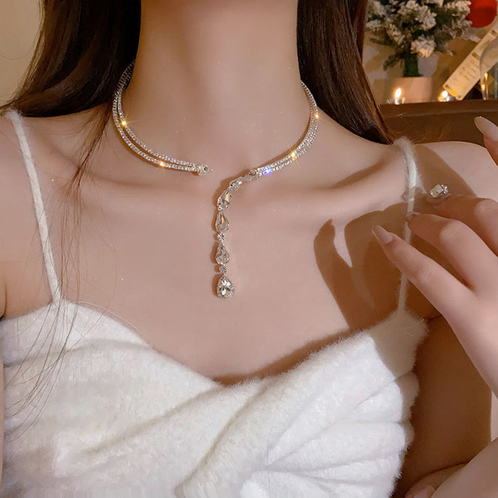 Serpentine Zircon Drop Choker - Fashionnsio